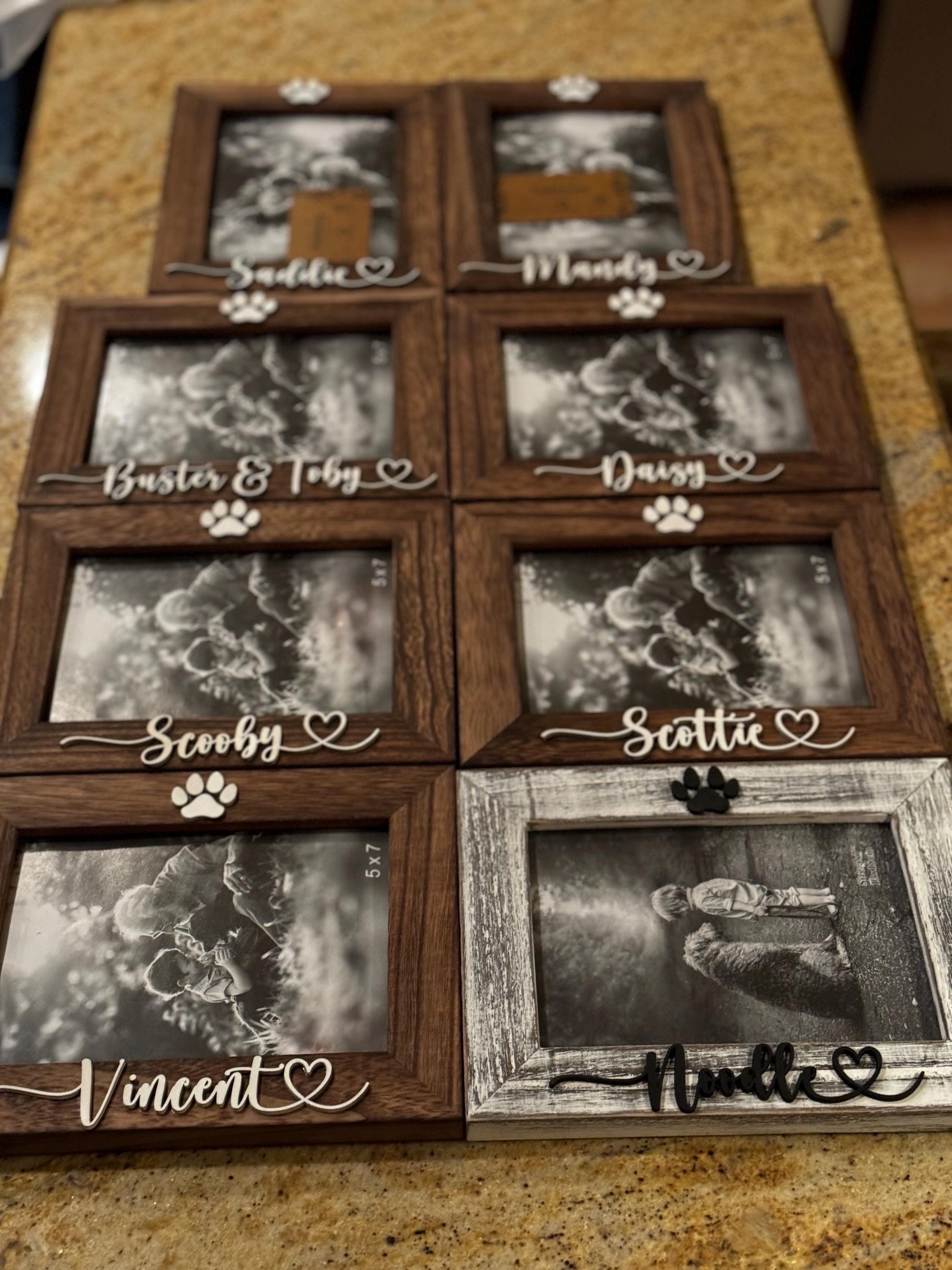 Pet Picture Frame with Name Custom Dog Photo Frame Cat Paw Print Frame Personalized Pet Gift for Pet Owners Pet Memorial Keepsake